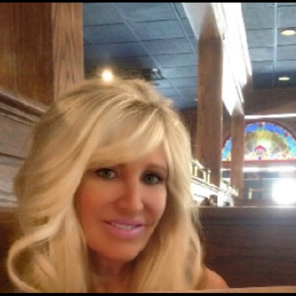 Meet your Posher, Kimberly